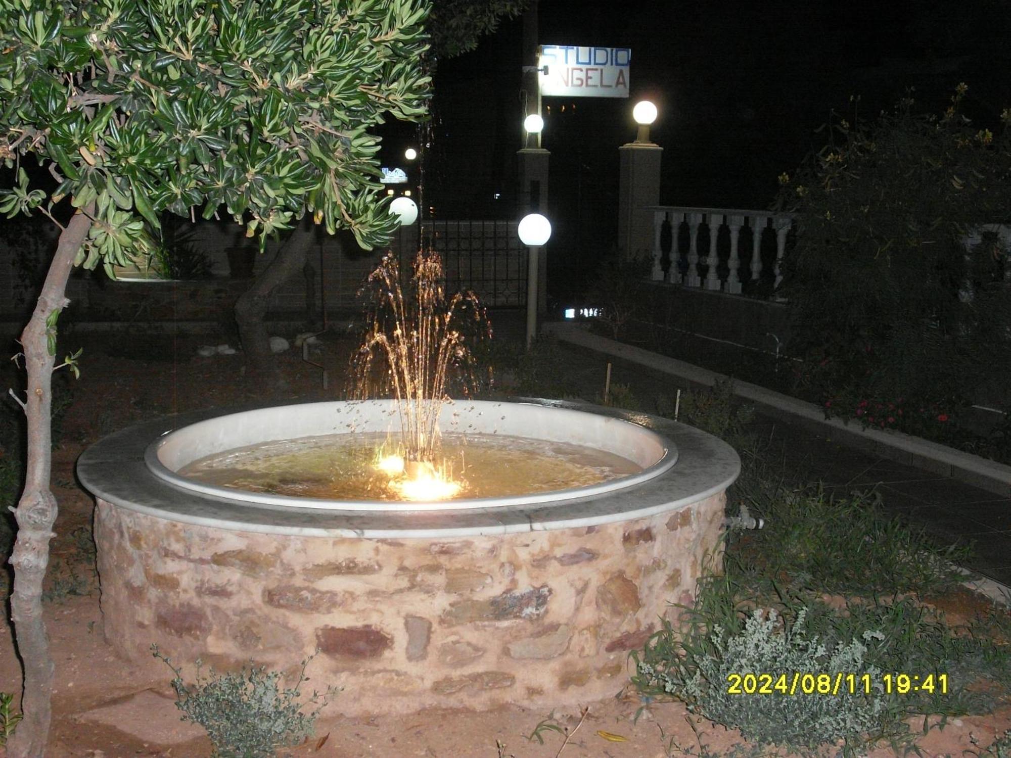 Angela Studios Karfas Exterior photo