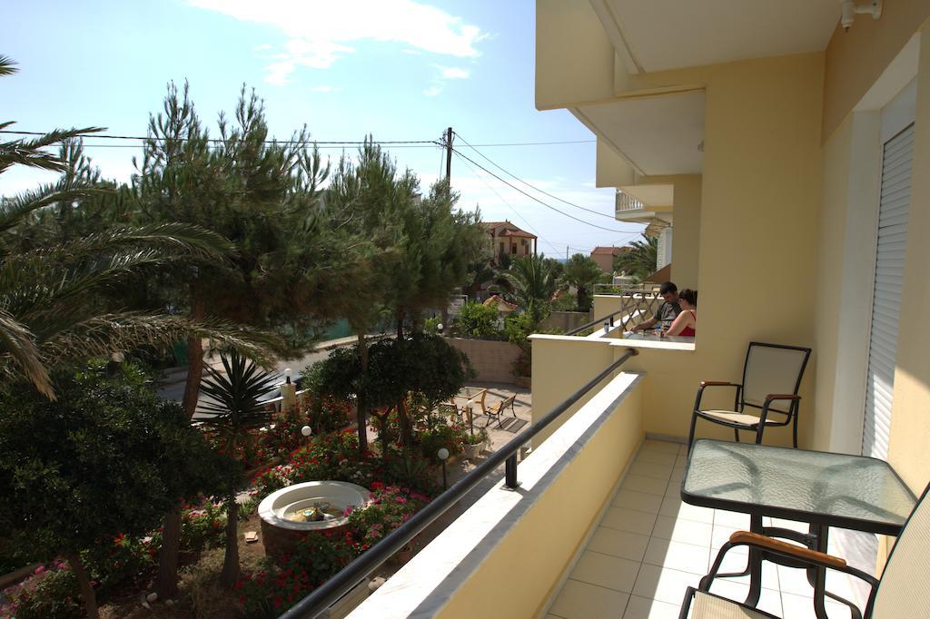 Angela Studios Karfas Exterior photo